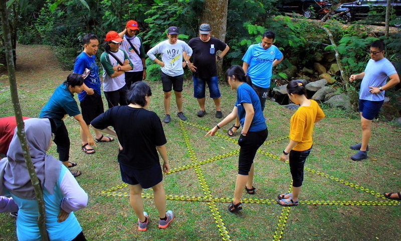 Serupa Tapi Tak Sama, Ternyata Ini Perbedaan Outbound dan Outing