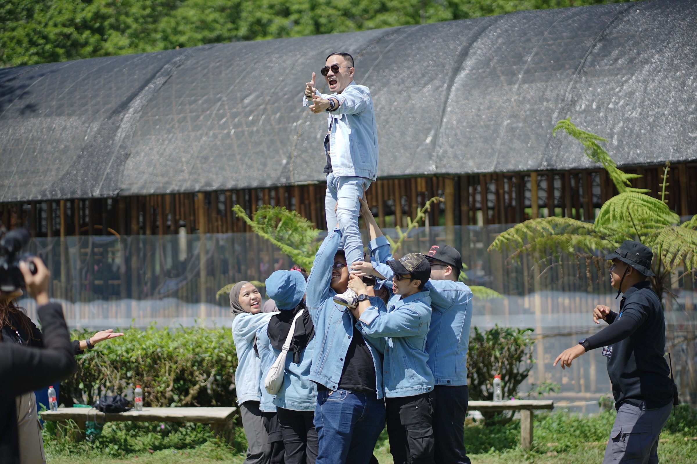 5 Ide Games Outdoor untuk Team Building
